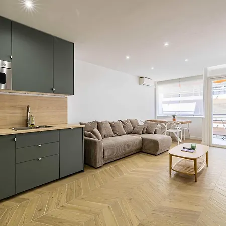 Cozy Renovated - Close To Martinez Apartamento *